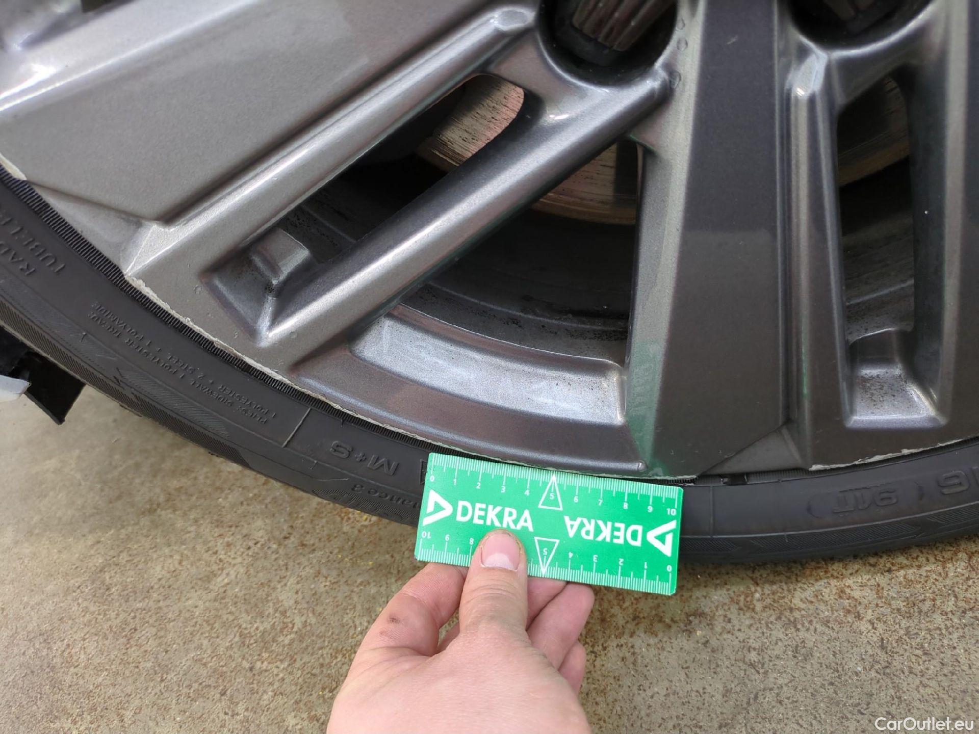  Peugeot  308  SW Active Pack 1.5 HDi 130CV BVM6 E6d #17