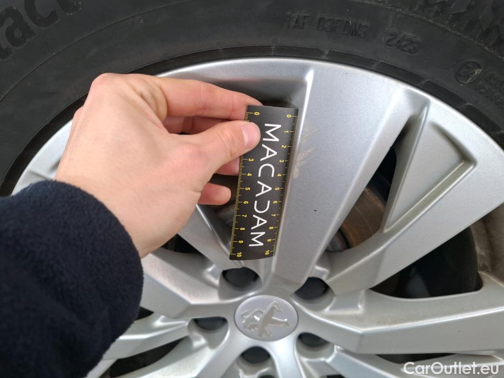  Peugeot  3008  Active Business 1.5 HDi 130CV BVA8 E6d #99