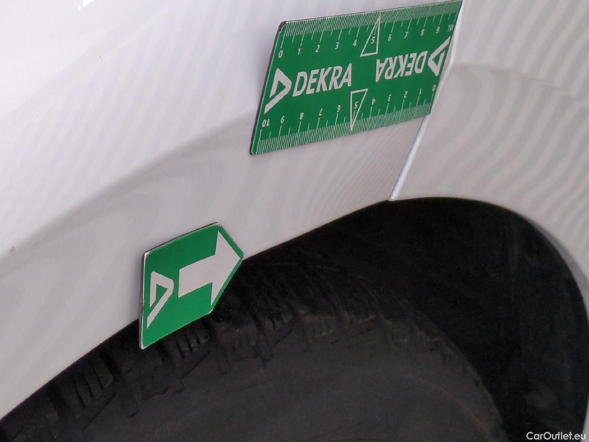  Peugeot  308  SW Active Pack 1.5 HDi 130CV BVM6 E6d #26