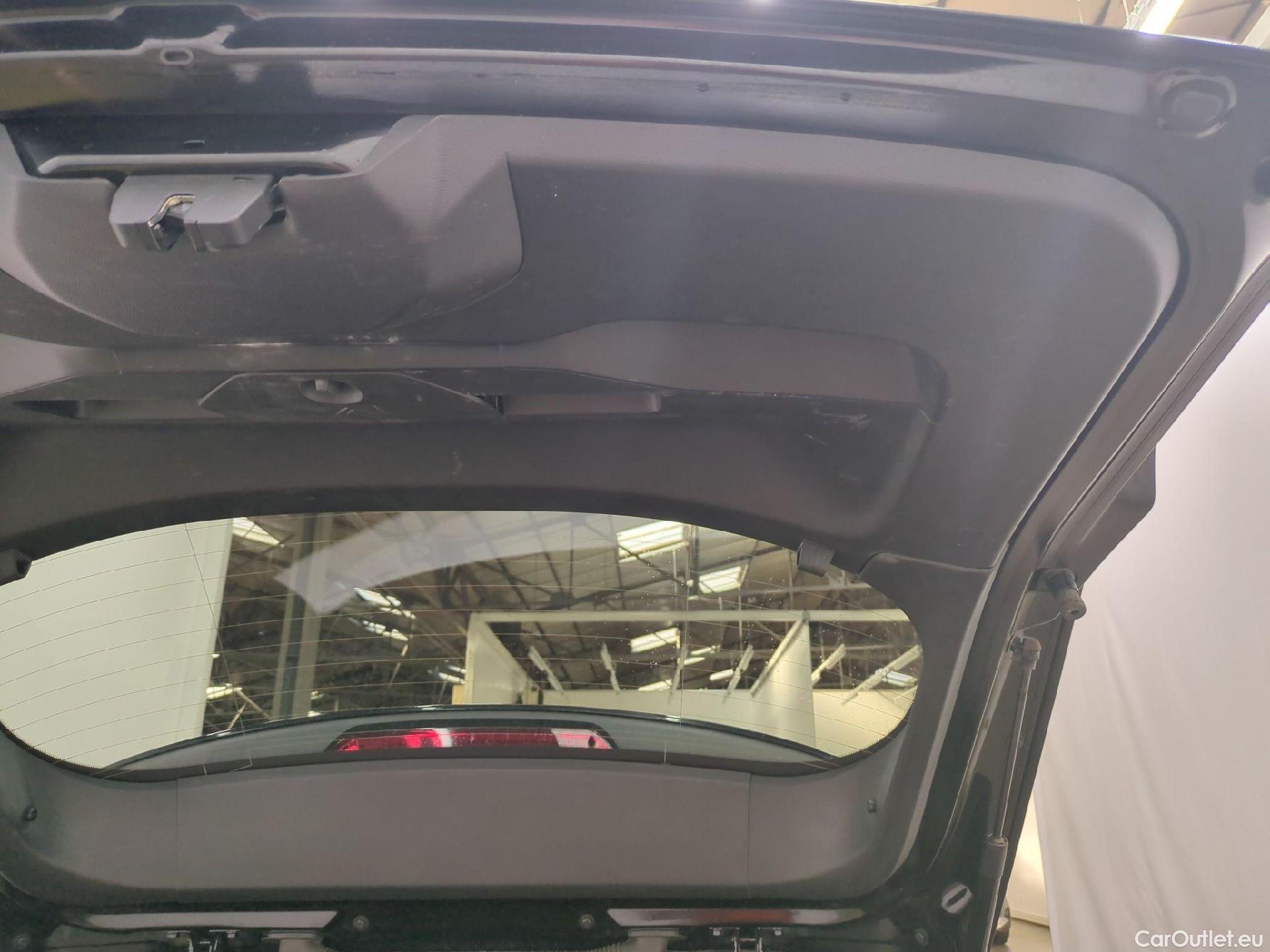  Peugeot  2008  GT 1.5 HDi 130CV BVA8 E6d #20