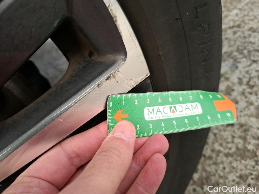  Peugeot  3008  Allure 1.5 HDi 130CV BVA8 E6d #14