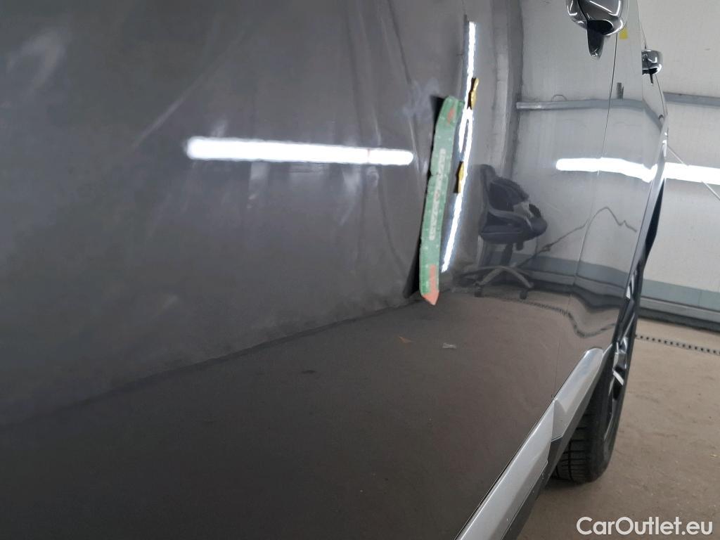  Peugeot  2008  Allure Business 1.5 HDi 130CV BVA8 E6d #10