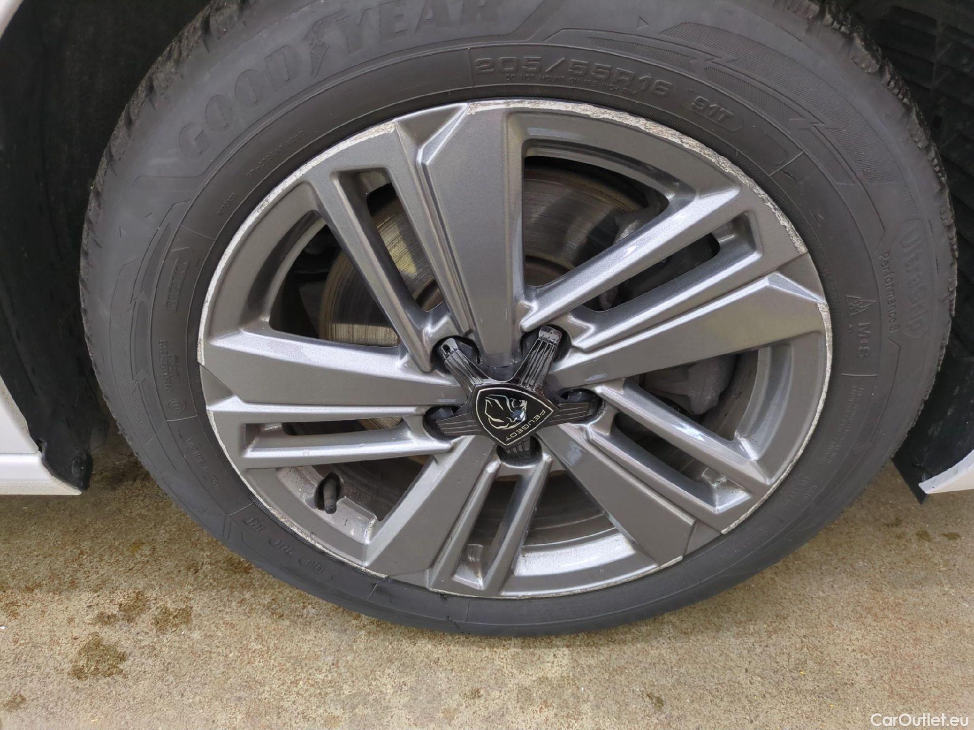  Peugeot  308  SW Active Pack 1.5 HDi 130CV BVM6 E6d #10