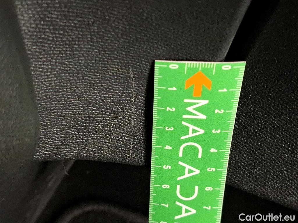  Peugeot  2008  Allure 1.5 HDi 130CV BVA8 E6d #12