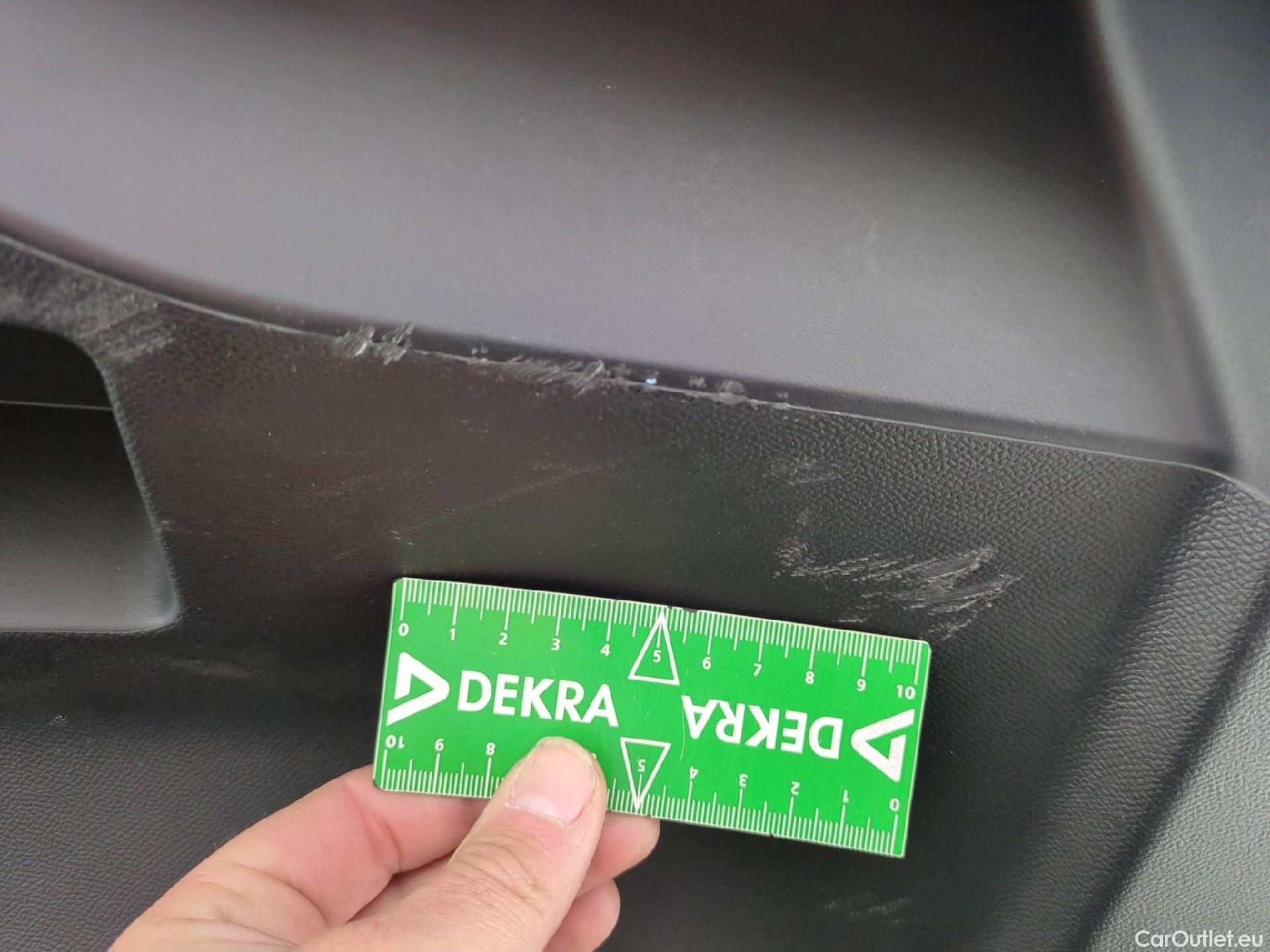  Peugeot  2008  GT 1.5 HDi 130CV BVA8 E6d #19