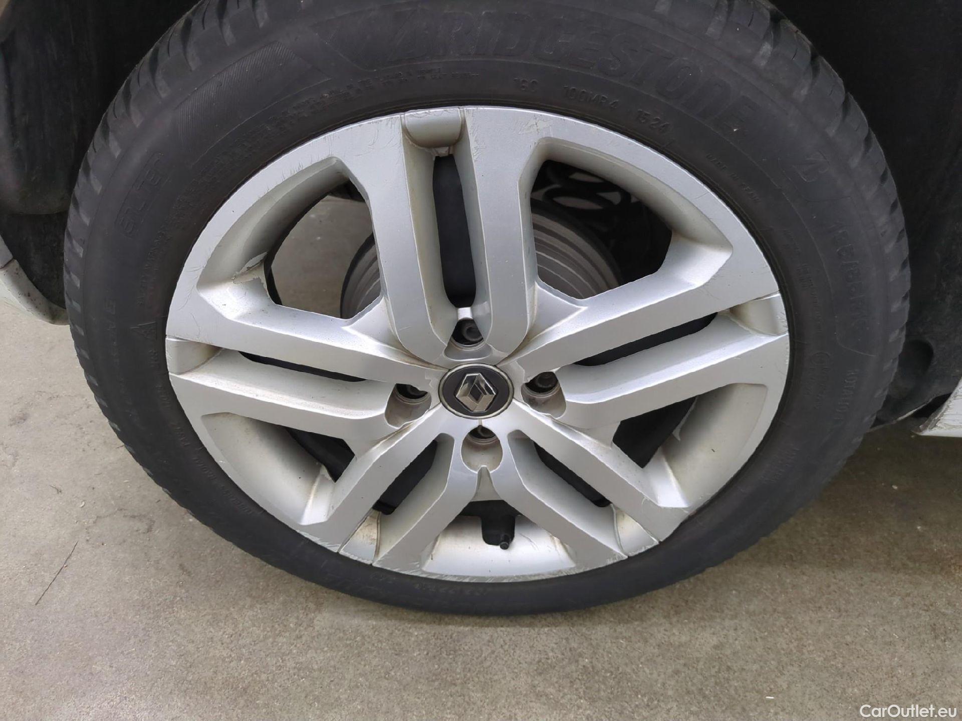  Renault  Clio  IV Business 1.5 dCi 90CV BVM5 E6 #23