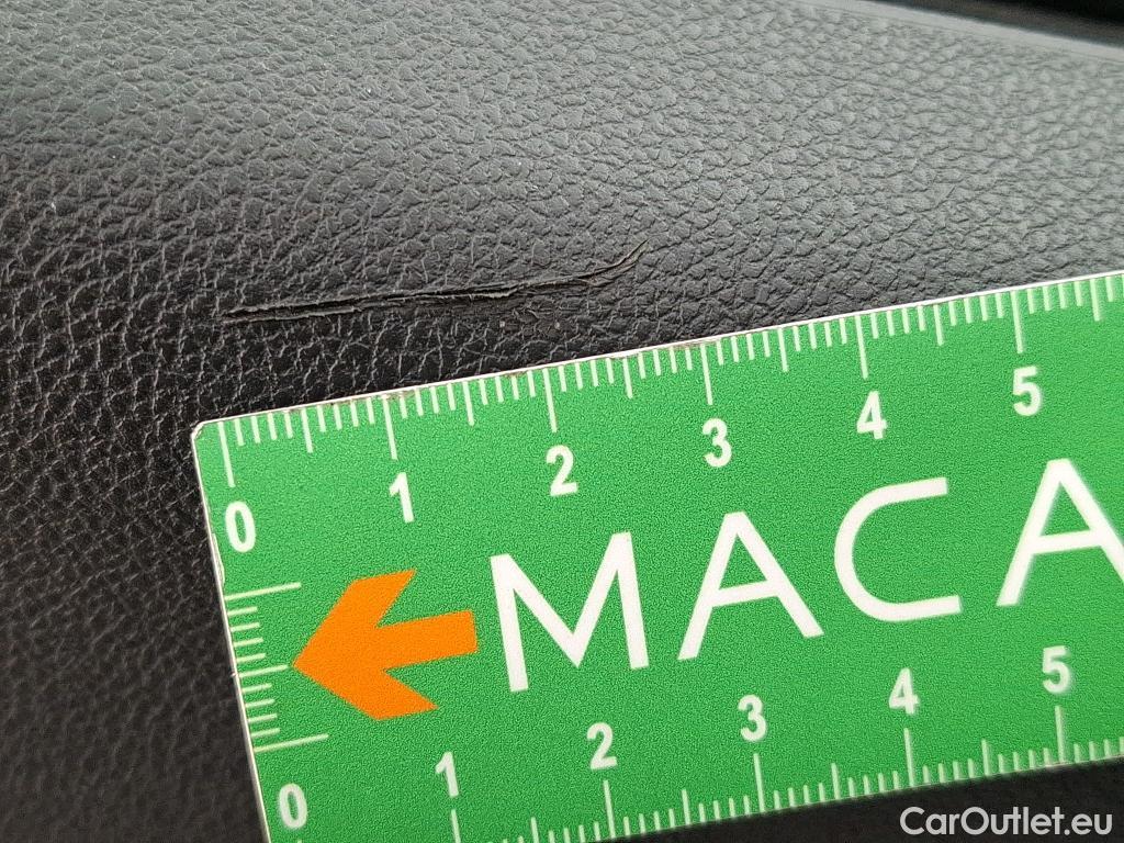  Renault  Clio  IV Business 0.9 TCe 90CV BVM5 E6 #17