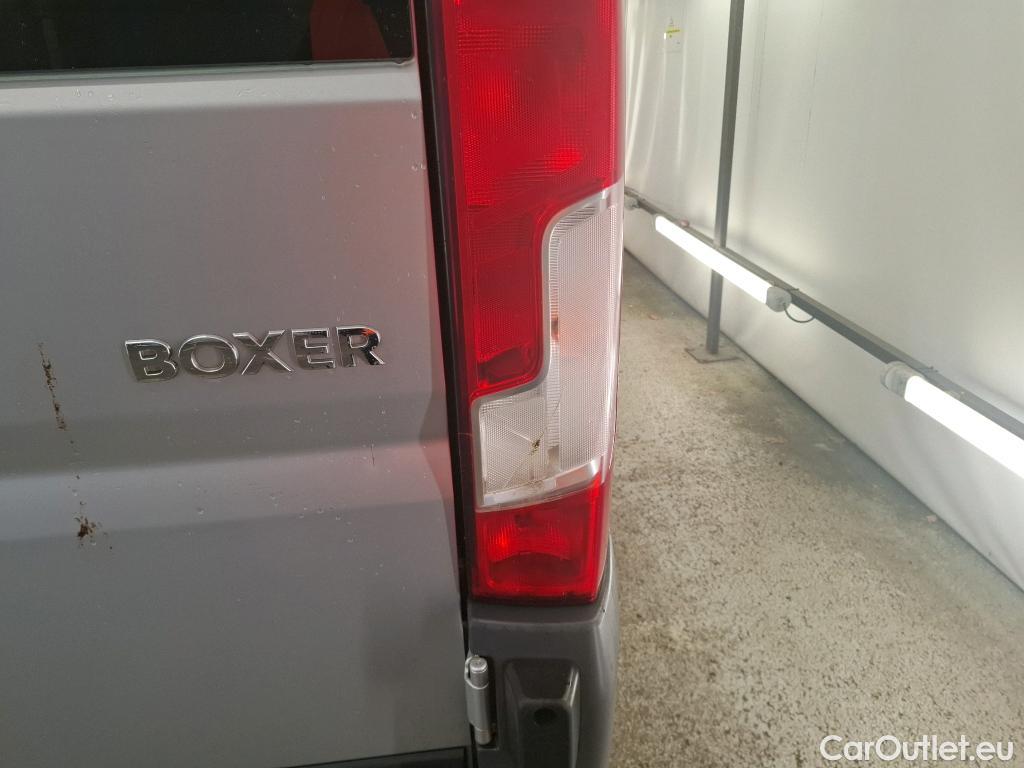  Peugeot  Boxer PEUGEOT  4p VCA 2.0 BLUEHDI 110 S&S 330 L1H1 ACCESS combi #3