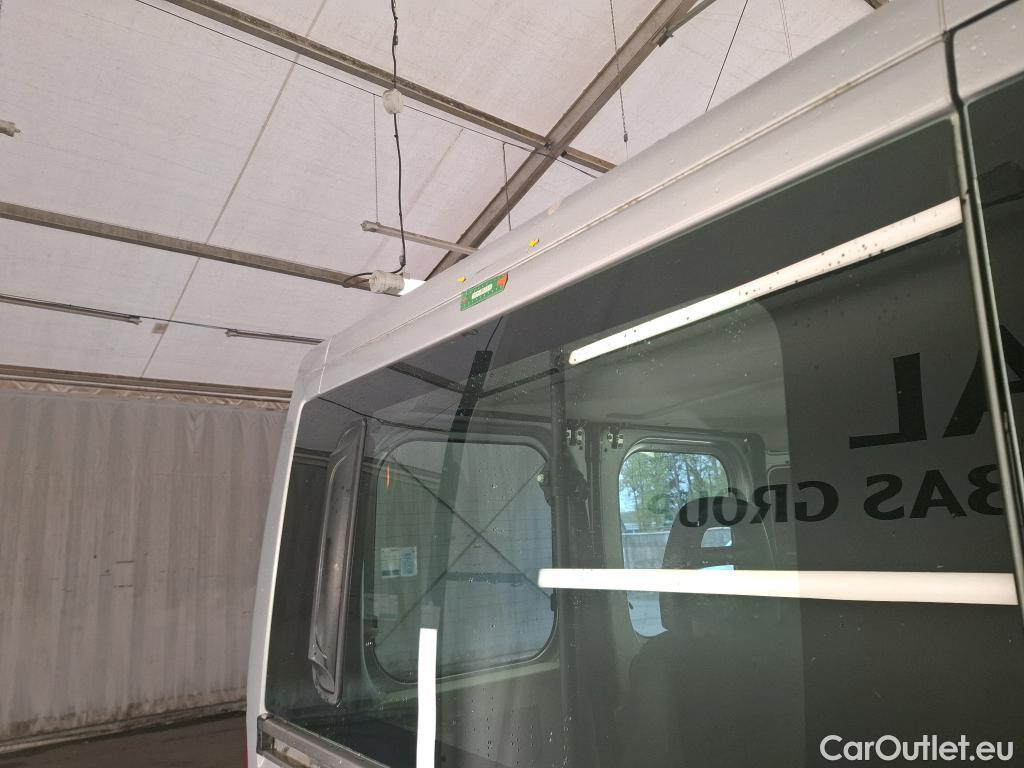  Peugeot  Boxer PEUGEOT  4p VCA 2.0 BLUEHDI 110 S&S 330 L1H1 ACCESS combi #5