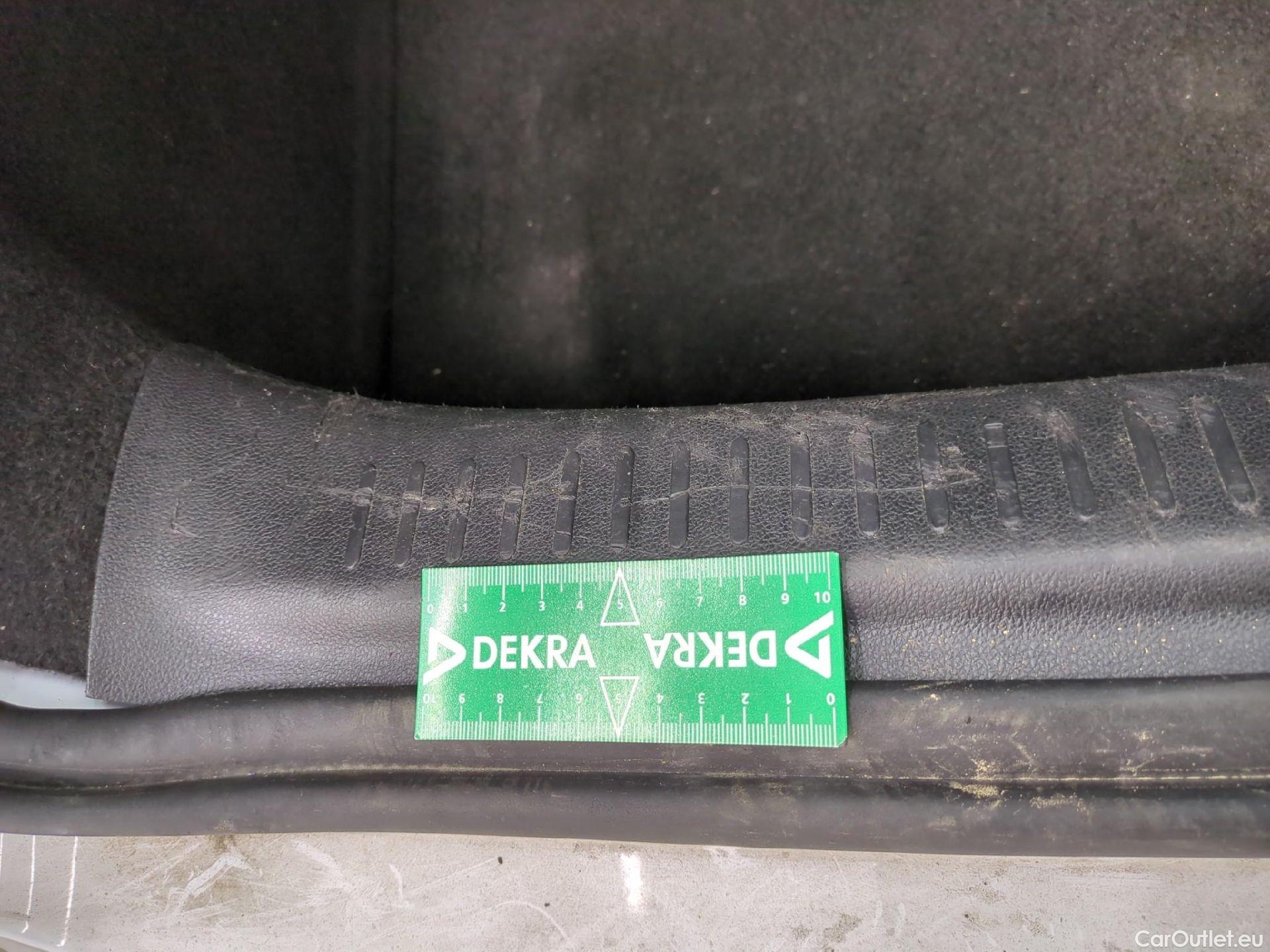  Renault  Clio  IV Business 1.5 dCi 90CV BVM5 E6 #12