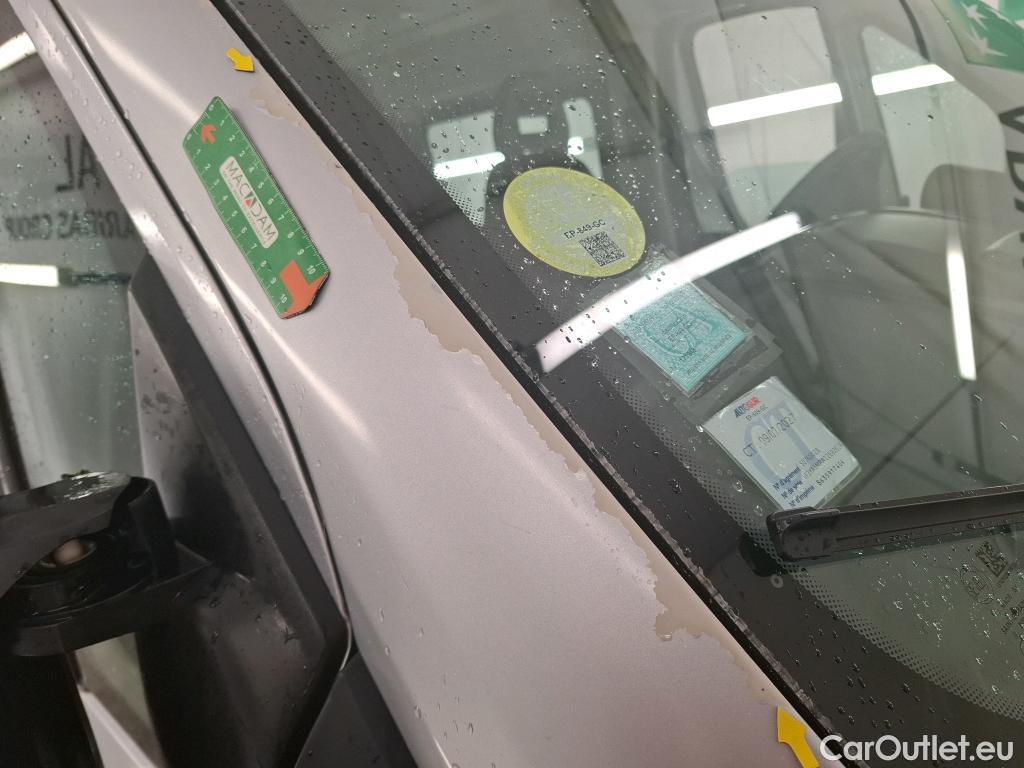  Peugeot  Boxer PEUGEOT  4p VCA 2.0 BLUEHDI 110 S&S 330 L1H1 ACCESS combi #8