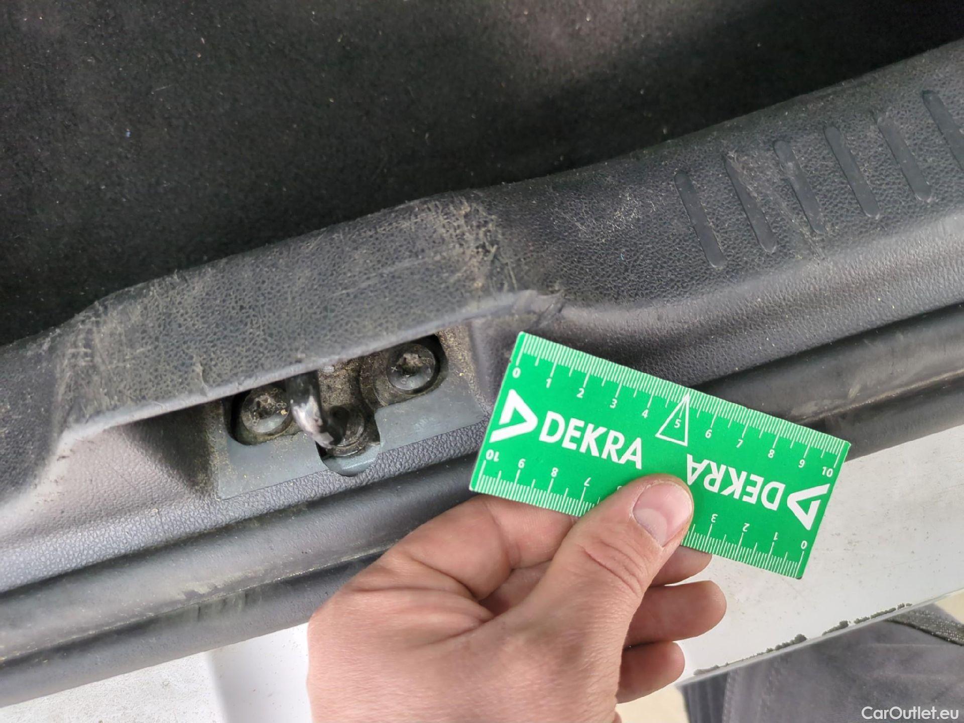  Renault  Clio  IV Business 1.5 dCi 90CV BVM5 E6 #13