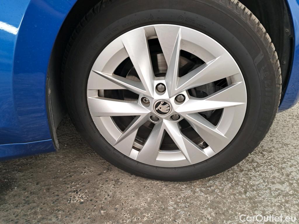  Skoda  Octavia  Berline Style 2.0 TDI 150CV BVA7 E6d #8