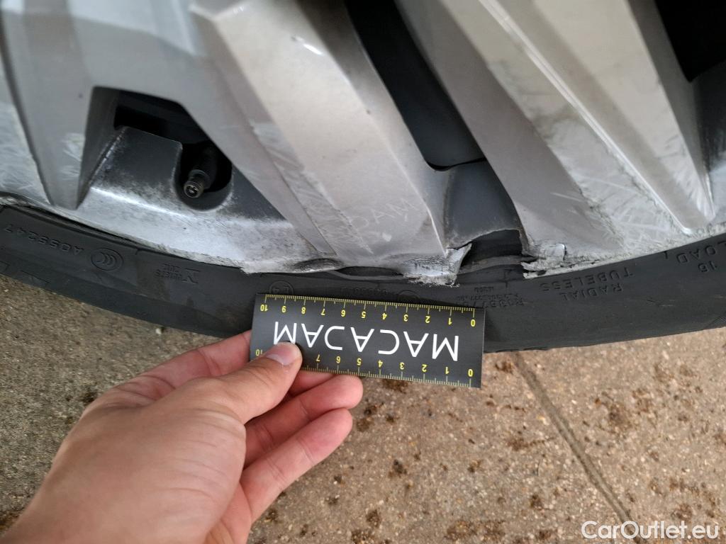  Renault  Megane  IV Berline 5pt. Business 1.5 dCi 115CV BVM6 E6d #44