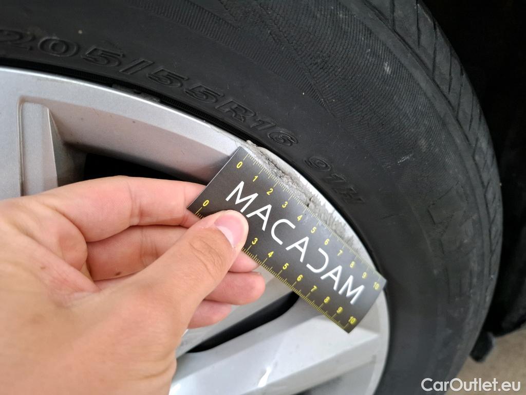  Renault  Megane  IV Berline 5pt. Business 1.5 dCi 115CV BVM6 E6d #42