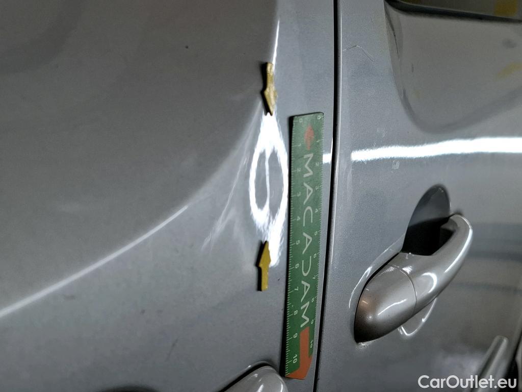  Renault  Kangoo RENAULT  / 2013 / 5P / monospace Intens - Blue dCi 95 #42