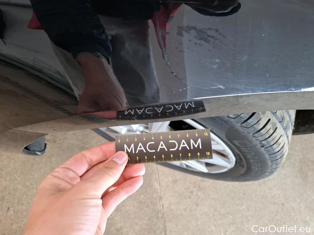  Renault  Megane  IV Berline 5pt. Business 1.5 dCi 115CV BVM6 E6d #15