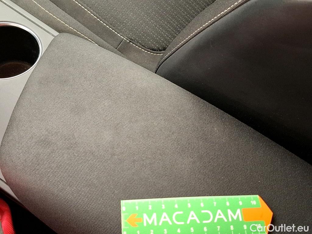  Renault  Megane  IV Berline 5 ptes. Business 1.5 dCi 115CV BVA7 E6dT #36