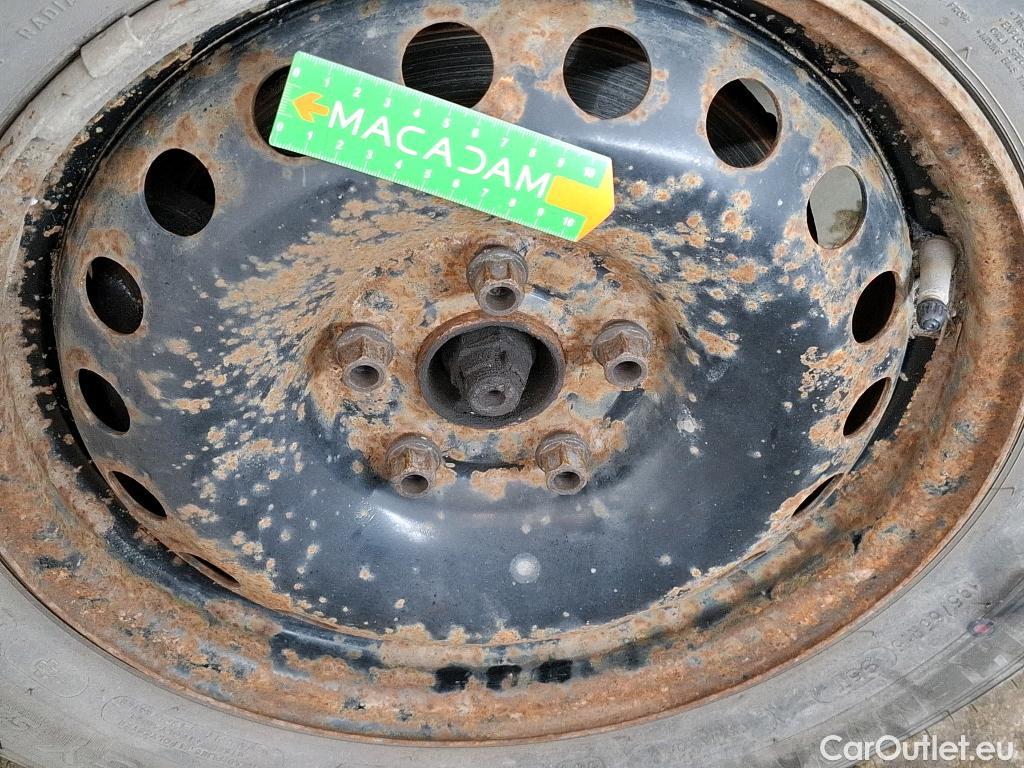  Renault  Kangoo RENAULT  / 2013 / 5P / monospace Intens - Blue dCi 95 #46