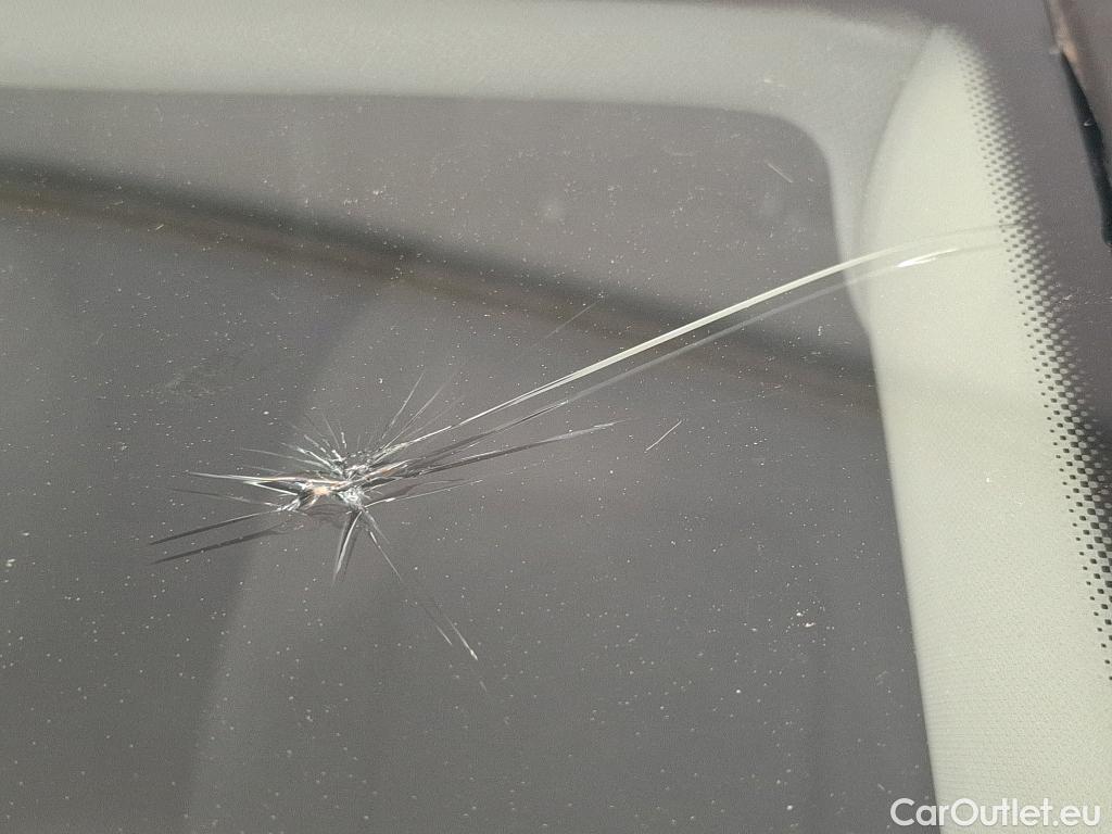  Volkswagen  Golf  VOLKSWAGEN / 2020 / 5P / Berline 1.0 eTSI OPF 110 DSG7 Life Business 1st #3