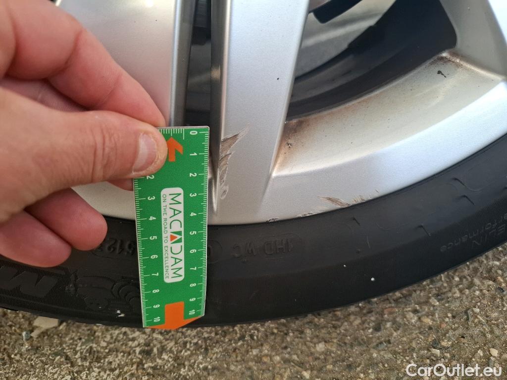  Volkswagen  Golf  VOLKSWAGEN / 2020 / 5P / Berline 1.5 eTSI OPF 130 DSG7 Life Busi #2