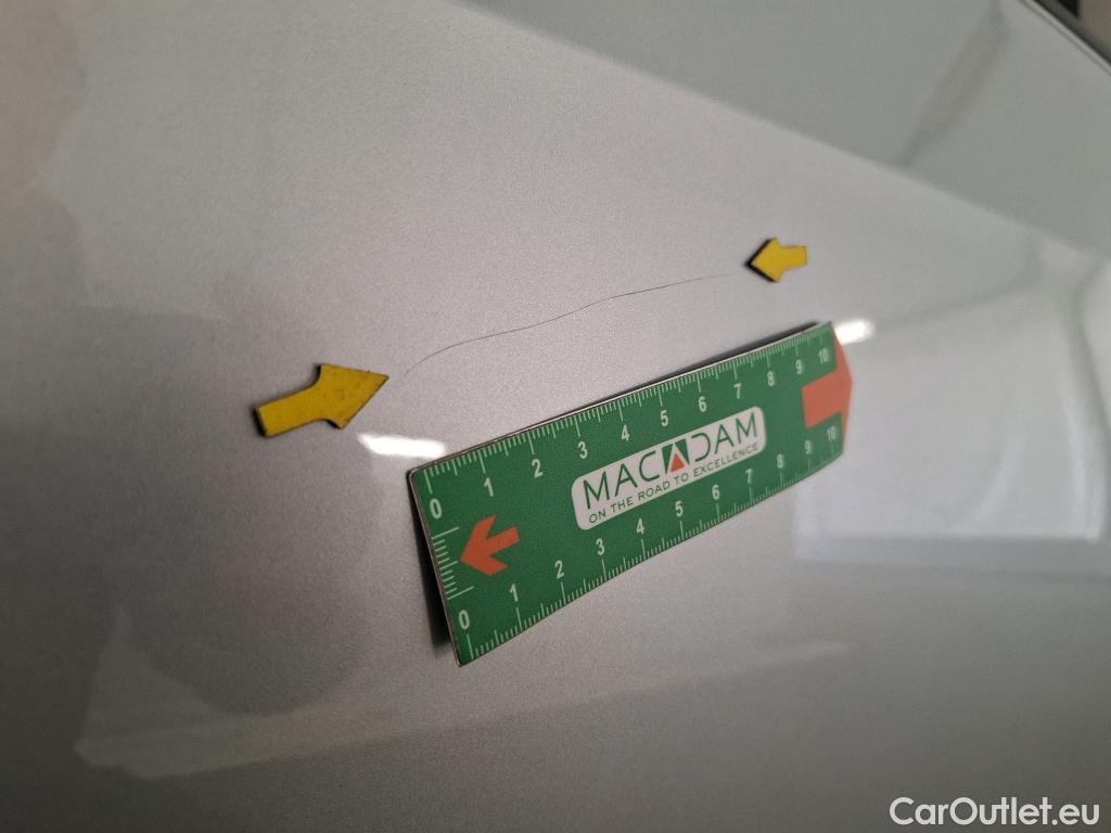  Volkswagen  Golf  VOLKSWAGEN / 2020 / 5P / Berline 1.5 eTSI OPF 130 DSG7 Life Busi #30