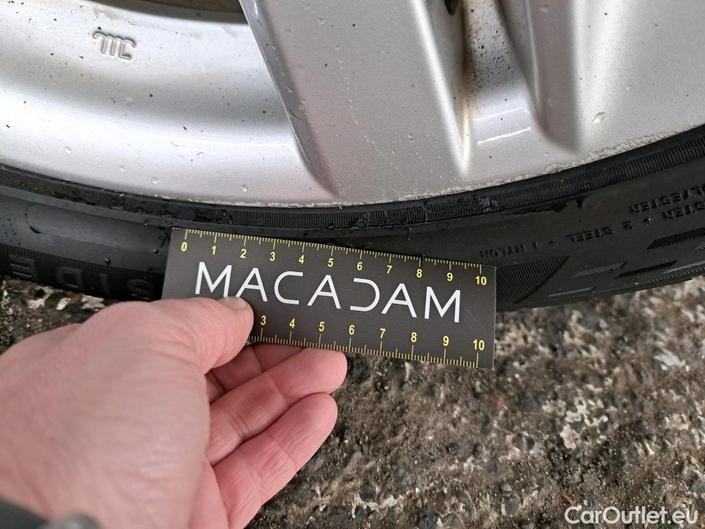  Toyota  Corolla TOYOTA  Touring Sports / 2018 / 5P / Break Hybride 184h Dynamic Business Beyond Zer #15