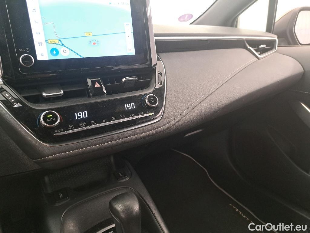  Toyota  Corolla TOYOTA  Touring Sports / 2018 / 5P / Break Hybride 122h Dynamic Business Beyond Zer #1