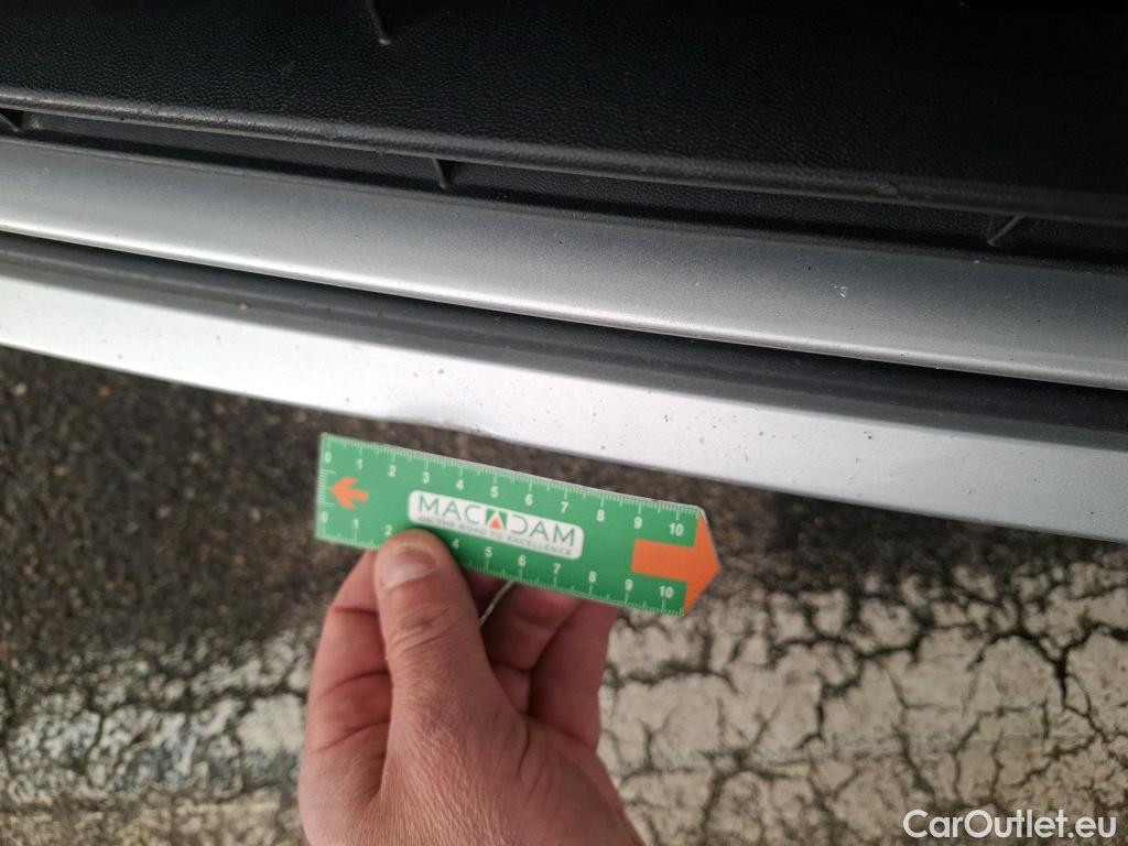  Volkswagen  Golf  VOLKSWAGEN / 2020 / 5P / Berline 1.5 eTSI OPF 130 DSG7 Life Busi #25