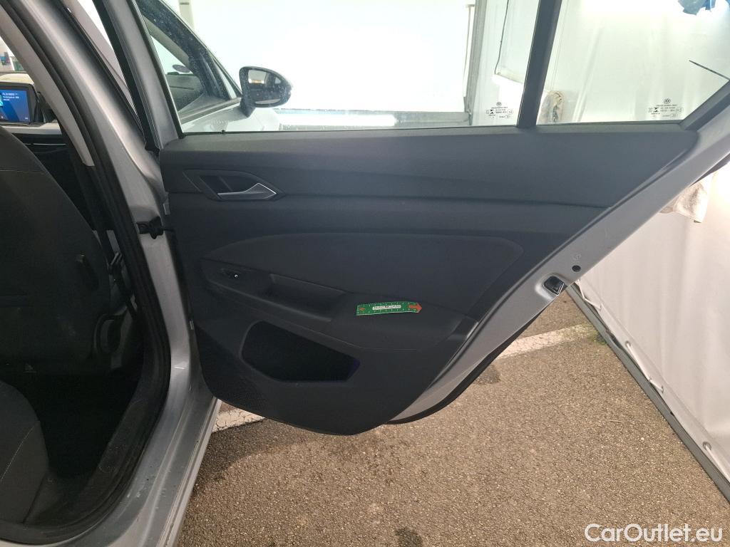  Volkswagen  Golf  VOLKSWAGEN / 2020 / 5P / Berline 1.5 eTSI OPF 130 DSG7 Life Busi #94