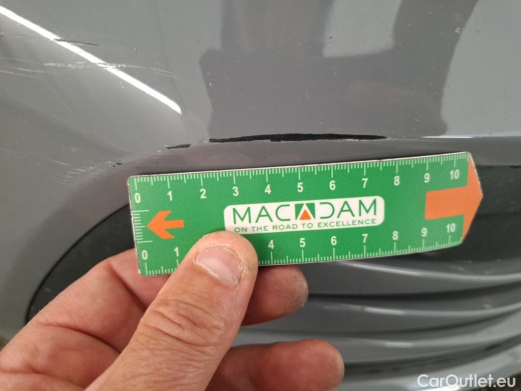  Volkswagen  Golf  VOLKSWAGEN / 2020 / 5P / Berline 1.0 eTSI OPF 110 DSG7 Life Business 1st #19