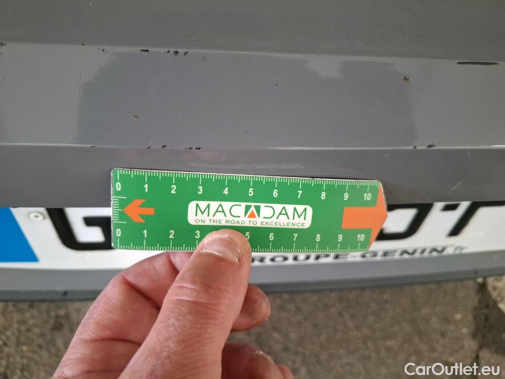  Volkswagen  Golf  VOLKSWAGEN / 2020 / 5P / Berline 1.0 eTSI OPF 110 DSG7 Life Business 1st #46