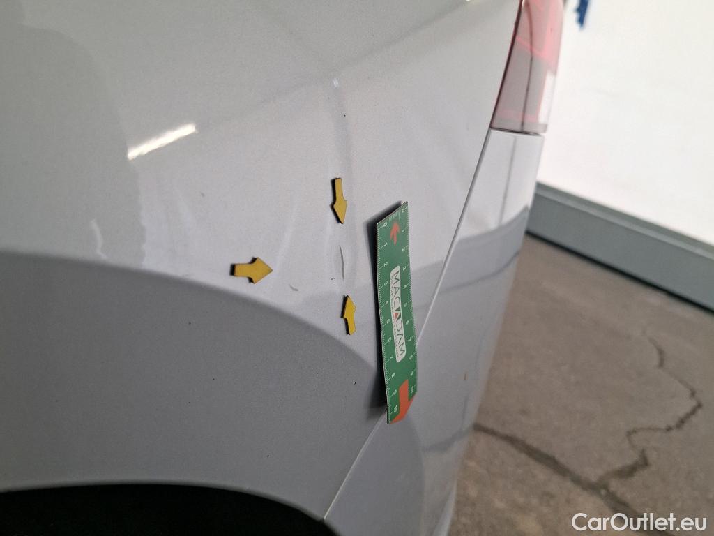  Volkswagen  Golf  VOLKSWAGEN / 2020 / 5P / Berline 1.5 eTSI OPF 130 DSG7 Life Busi #65