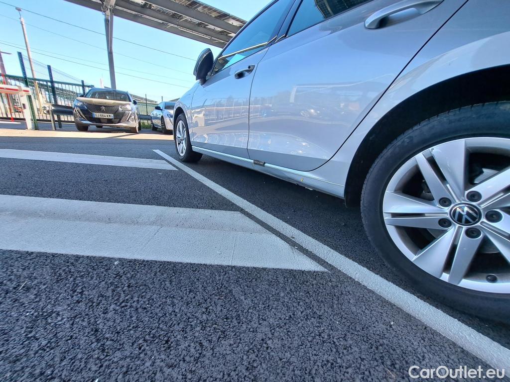  Volkswagen  Golf  VOLKSWAGEN / 2020 / 5P / Berline 2.0 TDI SCR 115 DSG7 Life Busi #4