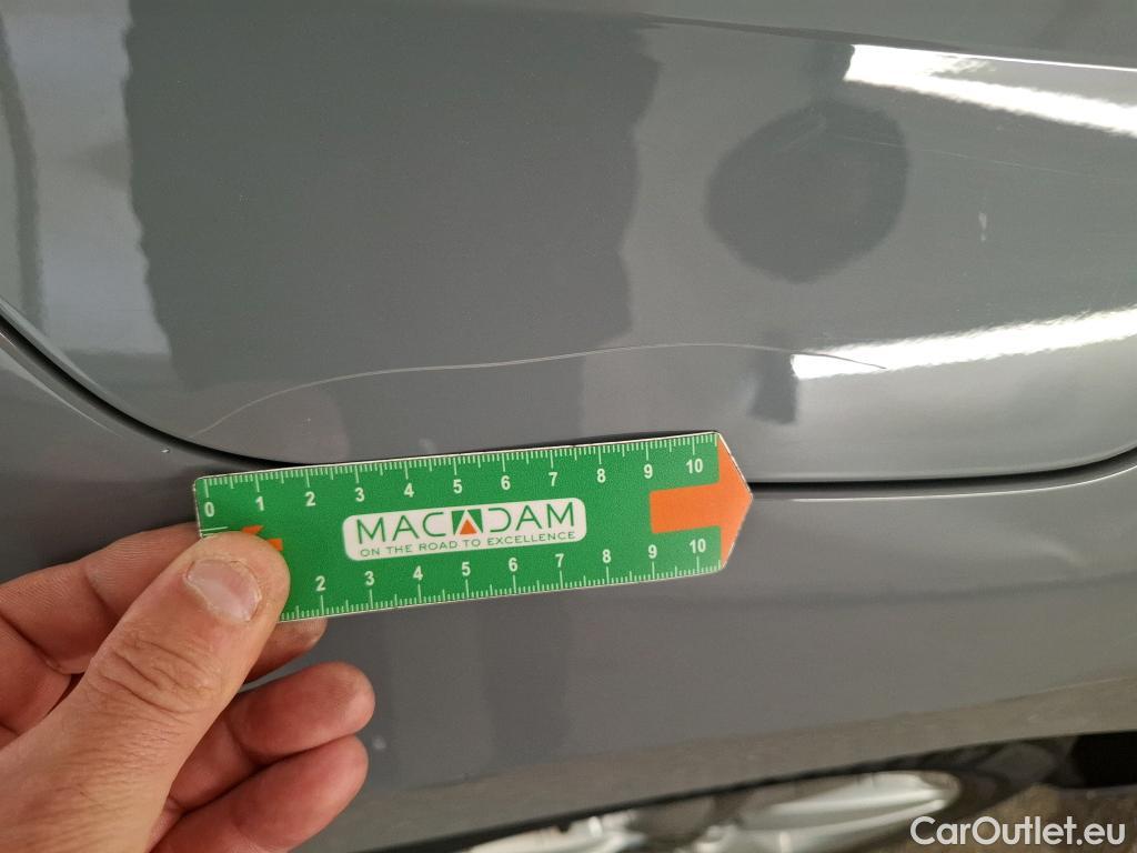  Volkswagen  Golf  VOLKSWAGEN / 2020 / 5P / Berline 1.0 eTSI OPF 110 DSG7 Life Business 1st #36