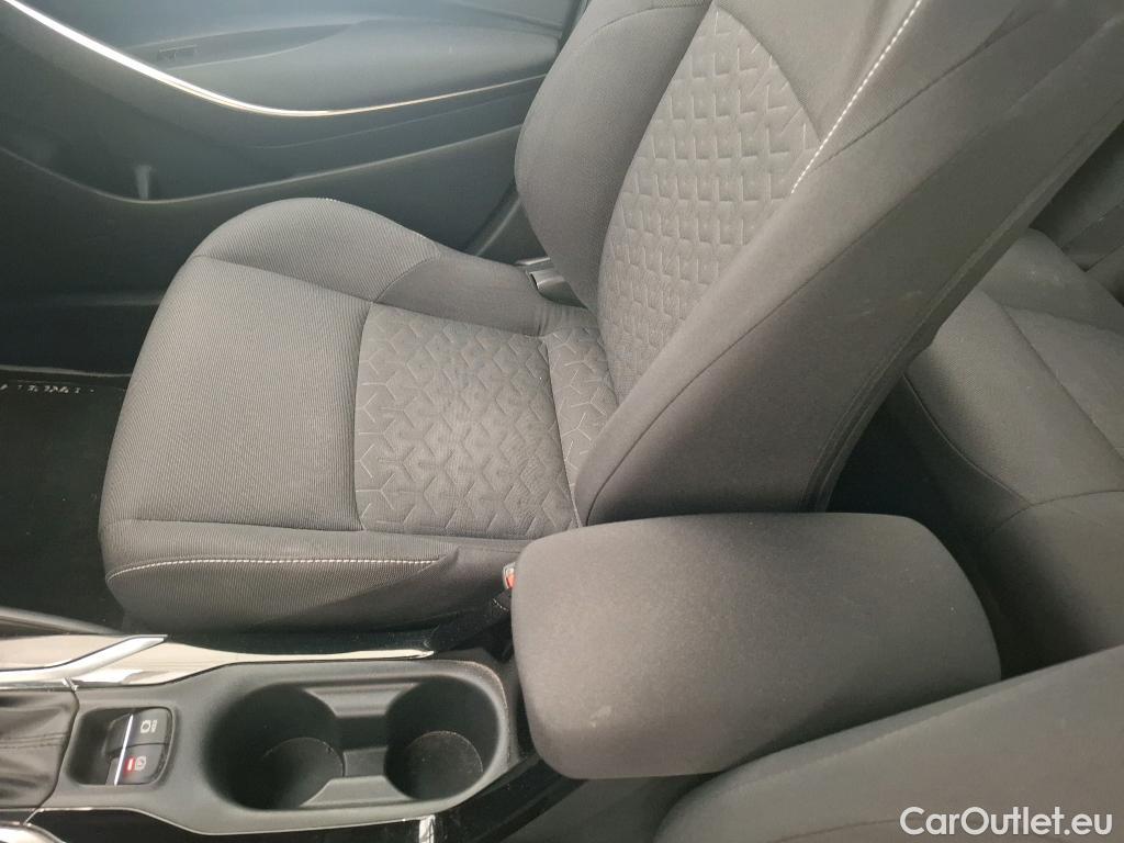  Toyota  Corolla TOYOTA  / 2018 / 5P / Berline Hybride 122h Dynamic Business Beyond Zer #23