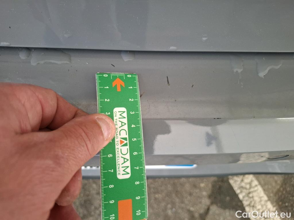  Volkswagen  Golf  VOLKSWAGEN / 2020 / 5P / Berline 1.0 eTSI OPF 110 DSG7 Life Business 1st #43