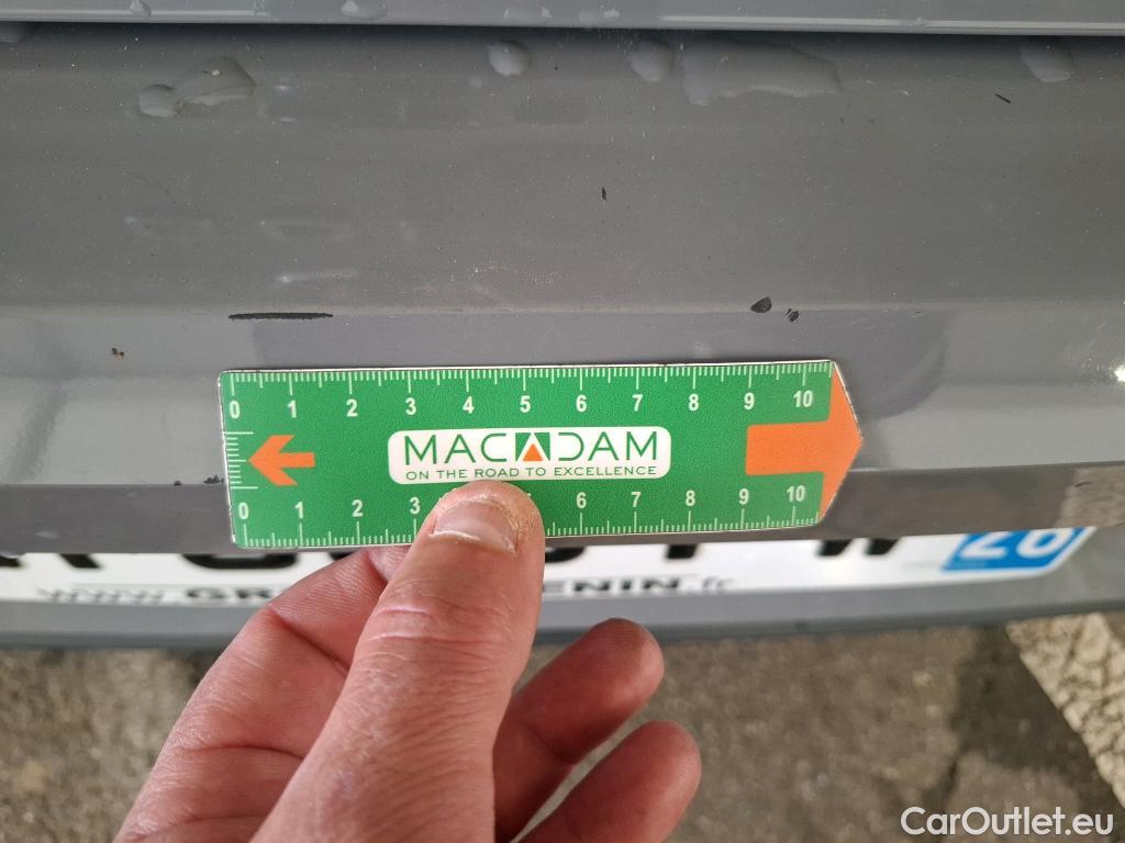  Volkswagen  Golf  VOLKSWAGEN / 2020 / 5P / Berline 1.0 eTSI OPF 110 DSG7 Life Business 1st #42