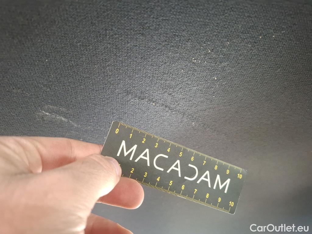  Toyota  Corolla TOYOTA  / 2018 / 5P / Berline Hybride 122h Dynamic Business Beyond Zer #8