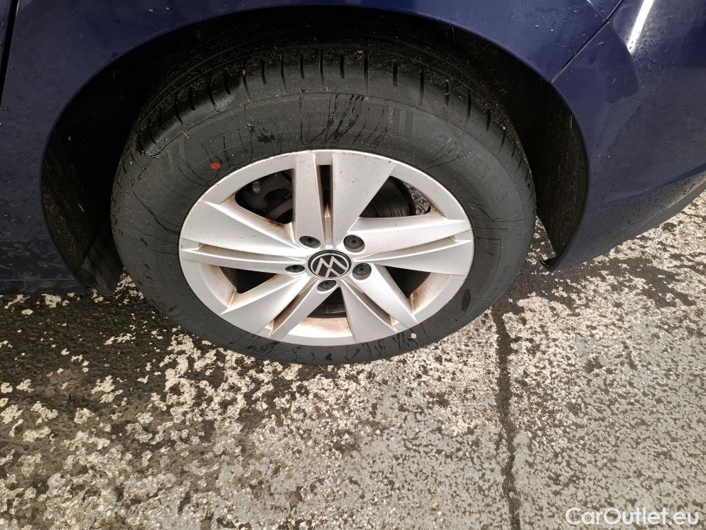  Volkswagen  Golf  VOLKSWAGEN / 2020 / 5P / Berline 2.0 TDI SCR 115 DSG LIFE BUSINESS #1