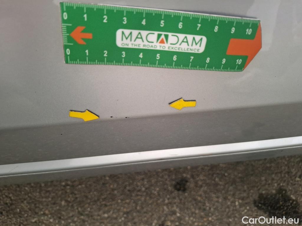  Volkswagen  Golf  VOLKSWAGEN / 2020 / 5P / Berline 1.5 eTSI OPF 130 DSG7 Life Busi #31