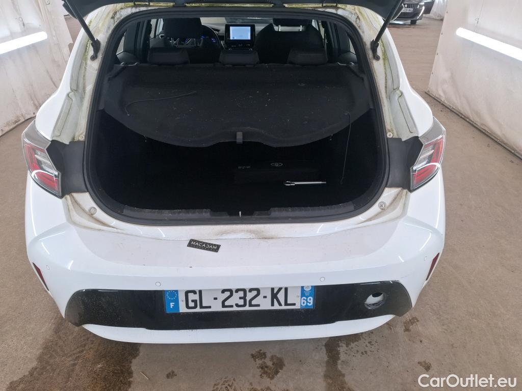  Toyota  Corolla TOYOTA  / 2018 / 5P / Berline Hybride 122h Dynamic Business Beyond Zer #3