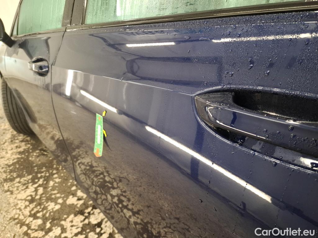  Volkswagen  Golf  VOLKSWAGEN / 2020 / 5P / Berline 2.0 TDI SCR 115 DSG LIFE BUSINESS #9