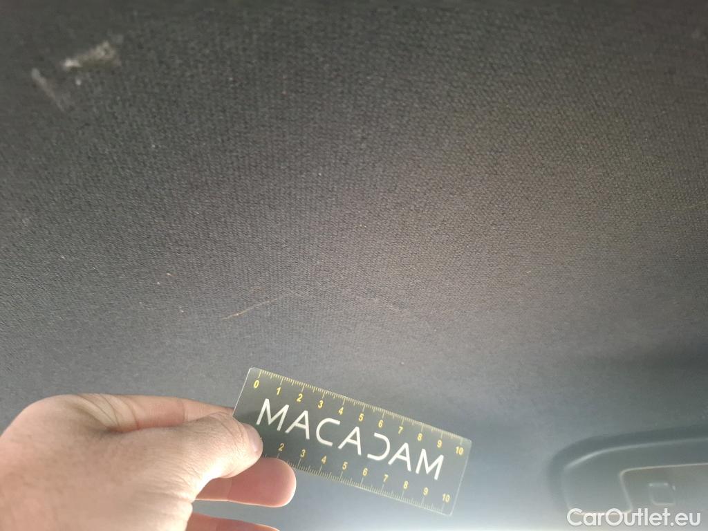  Toyota  Corolla TOYOTA  / 2018 / 5P / Berline Hybride 122h Dynamic Business Beyond Zer #10