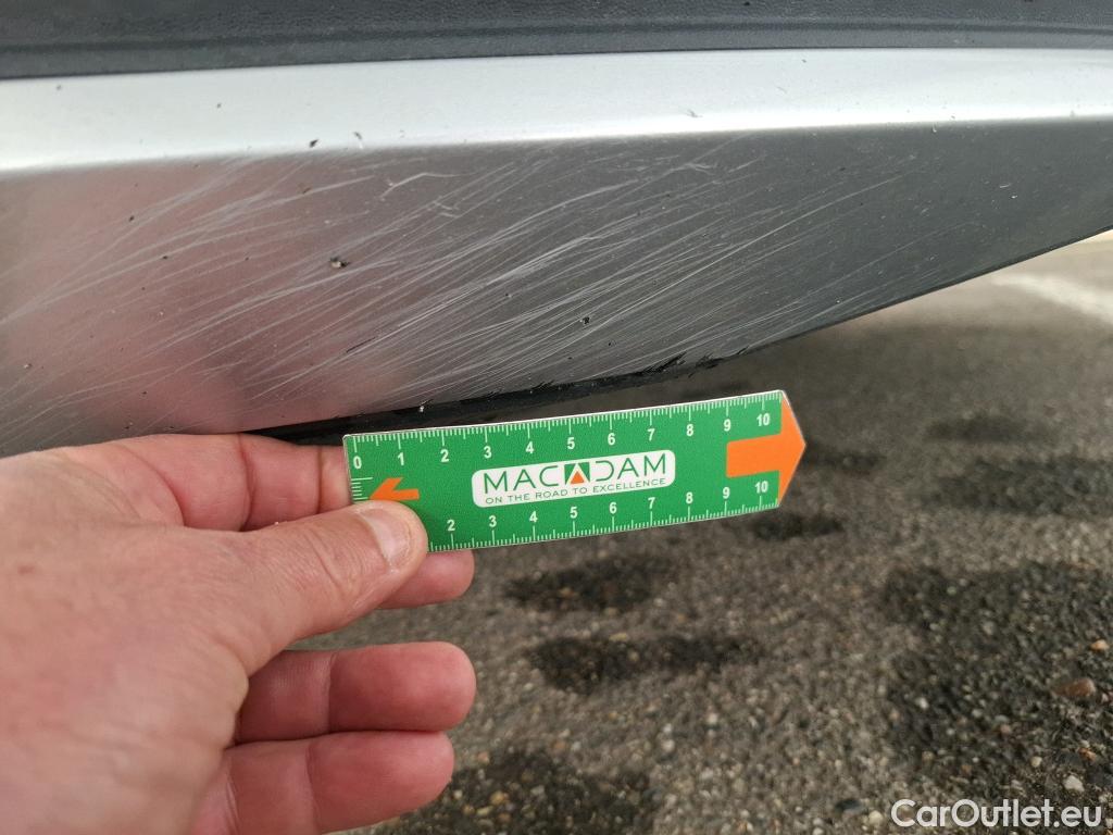  Volkswagen  Golf  VOLKSWAGEN / 2020 / 5P / Berline 1.5 eTSI OPF 130 DSG7 Life Busi #16