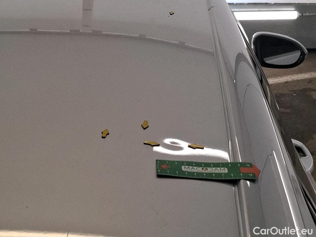  Volkswagen  Golf  VOLKSWAGEN / 2020 / 5P / Berline 1.5 eTSI OPF 130 DSG7 Life Busi #5