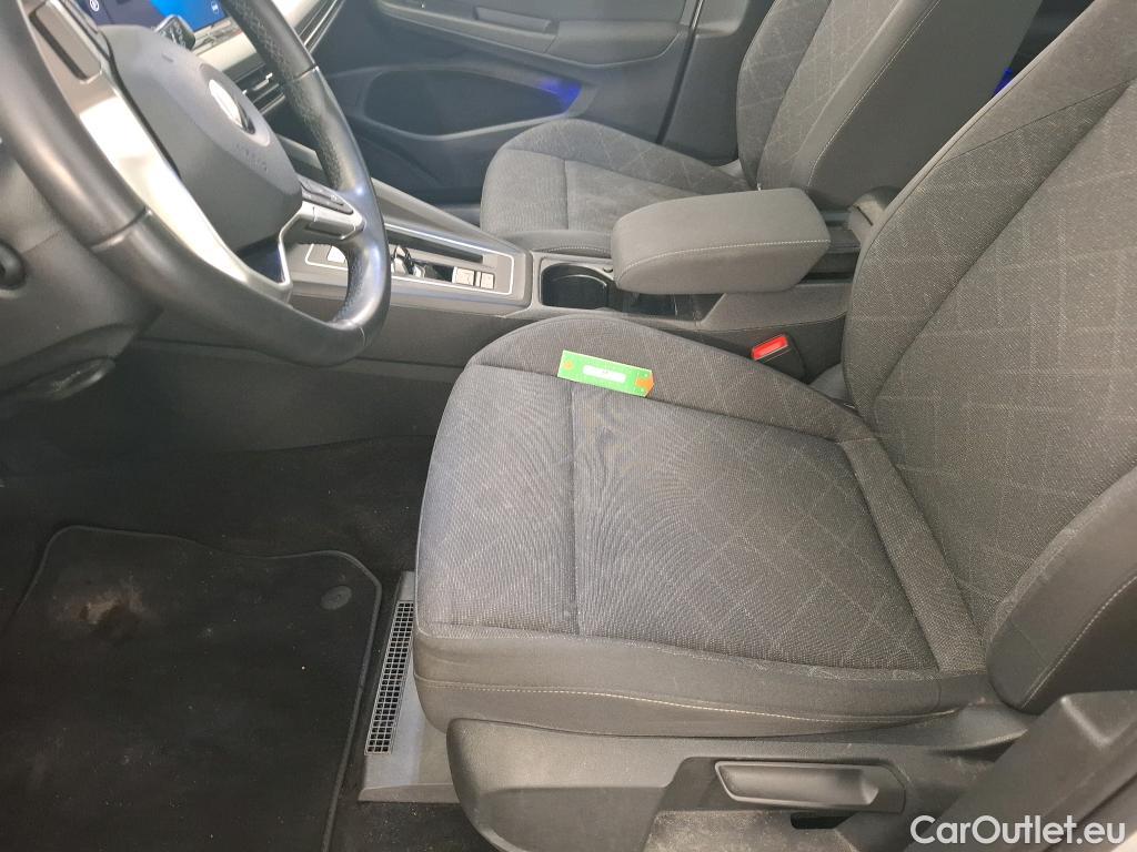  Volkswagen  Golf  VOLKSWAGEN / 2020 / 5P / Berline 1.5 eTSI OPF 130 DSG7 Life Busi #50