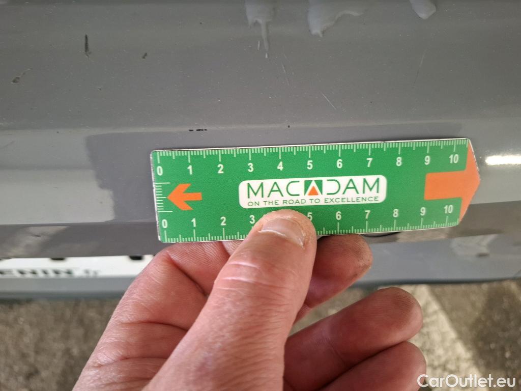  Volkswagen  Golf  VOLKSWAGEN / 2020 / 5P / Berline 1.0 eTSI OPF 110 DSG7 Life Business 1st #44