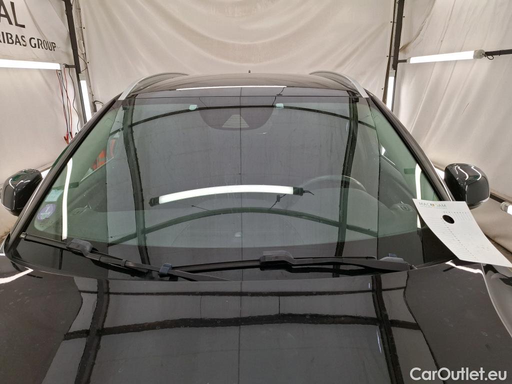  Volvo  XC 40 XC40 Momentum Plug-in Hybrid 2WD 1.5 #1