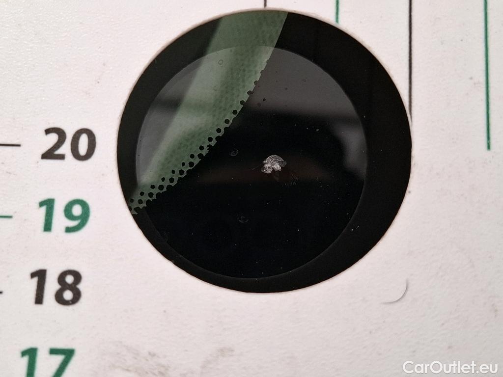  Volvo  XC 40 XC40 Momentum Plug-in Hybrid 2WD 1.5 #2